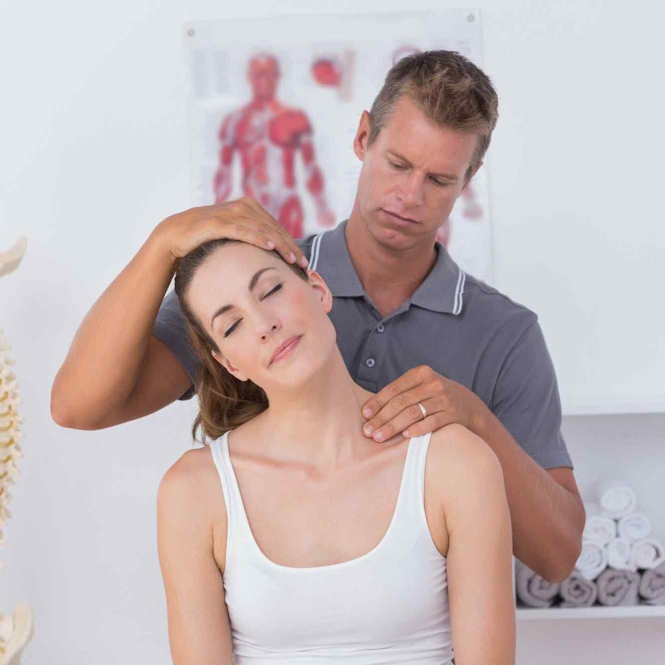 https://esterillosurgentcare.com/wp-content/uploads/2015/12/kiroprakticar.jpg